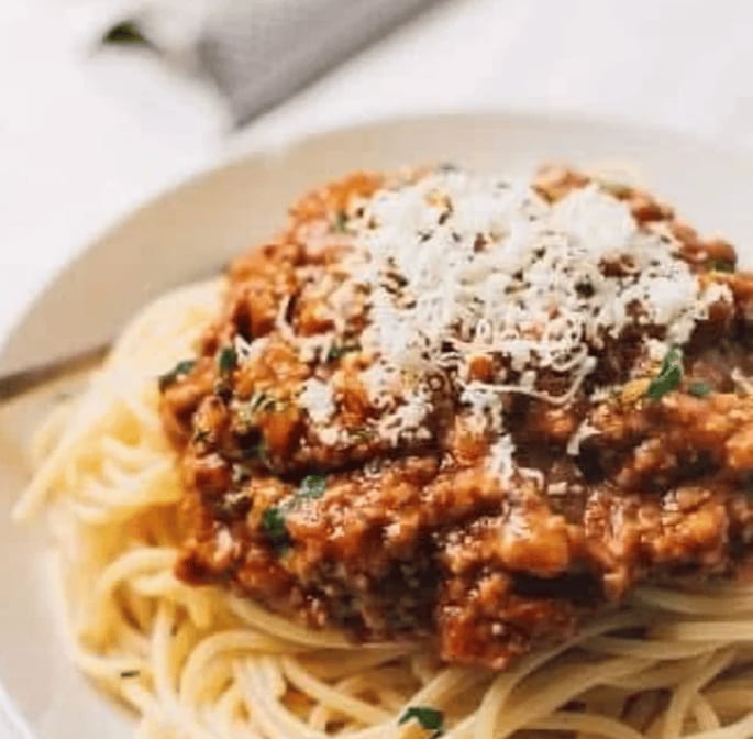 Greek Makaronada (Spaghetti Meat Sauce).